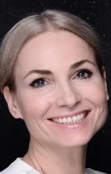 Александра Емельянова